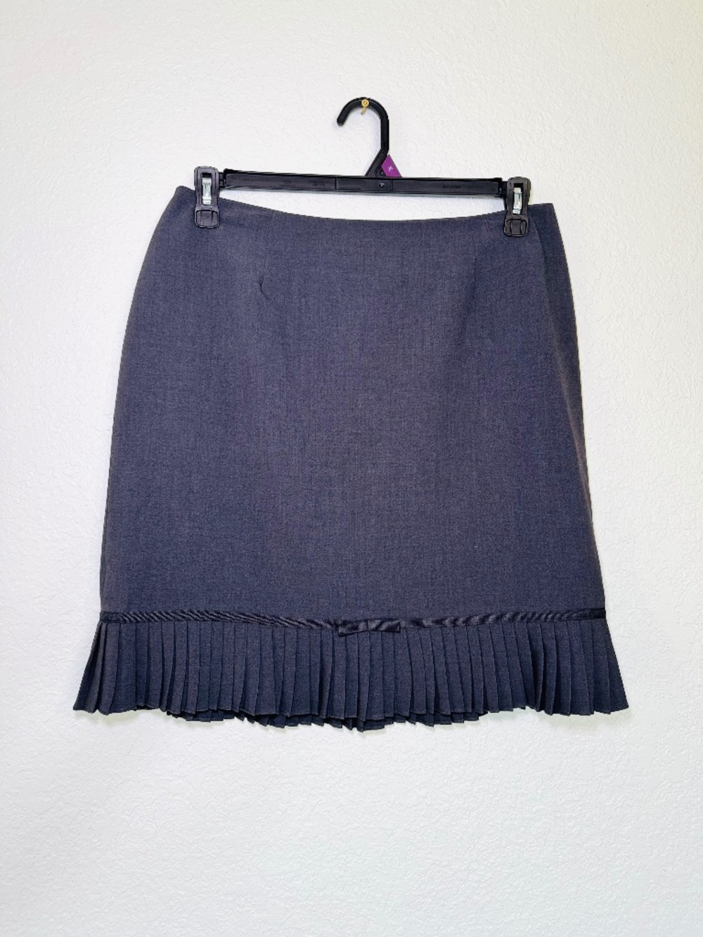 Worthington Pleated Hem Pencil Skirt Women's 12 Office Siren Corporate Chic Y2K